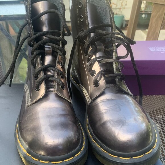 Gunmetal Metalic Dr. Martens - Picture 2 of 2
